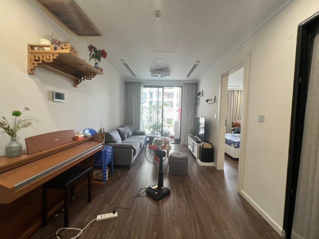 Bán căn 2 ngủ DT 60m2 CC Sunshine Riverside